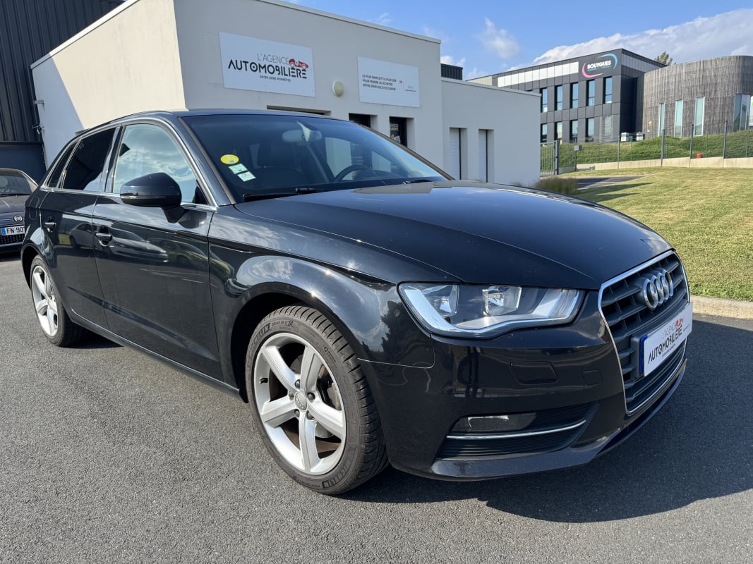 Audi A3 Sportback 2.0 TDi 150 AMBIENTE — 1