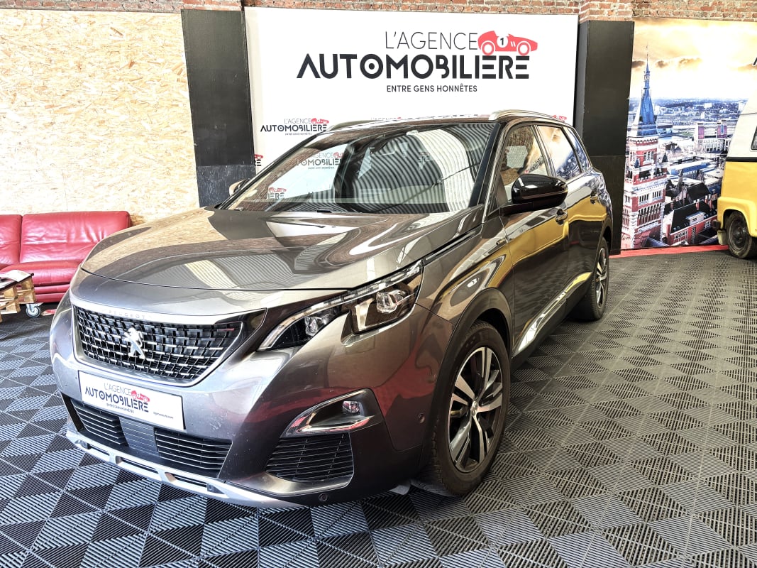 Peugeot 5008 2ème Génération 2.0 150 ch BLUE HDI GT LINE — 1
