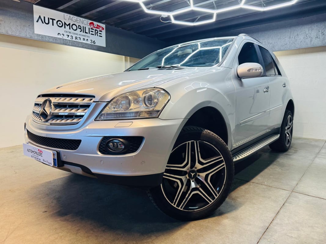 Mercedes-Benz ML Phase 2 (164) ML 320 3.0 CDI V6 4-Matic 224 cv Boîte auto — 1