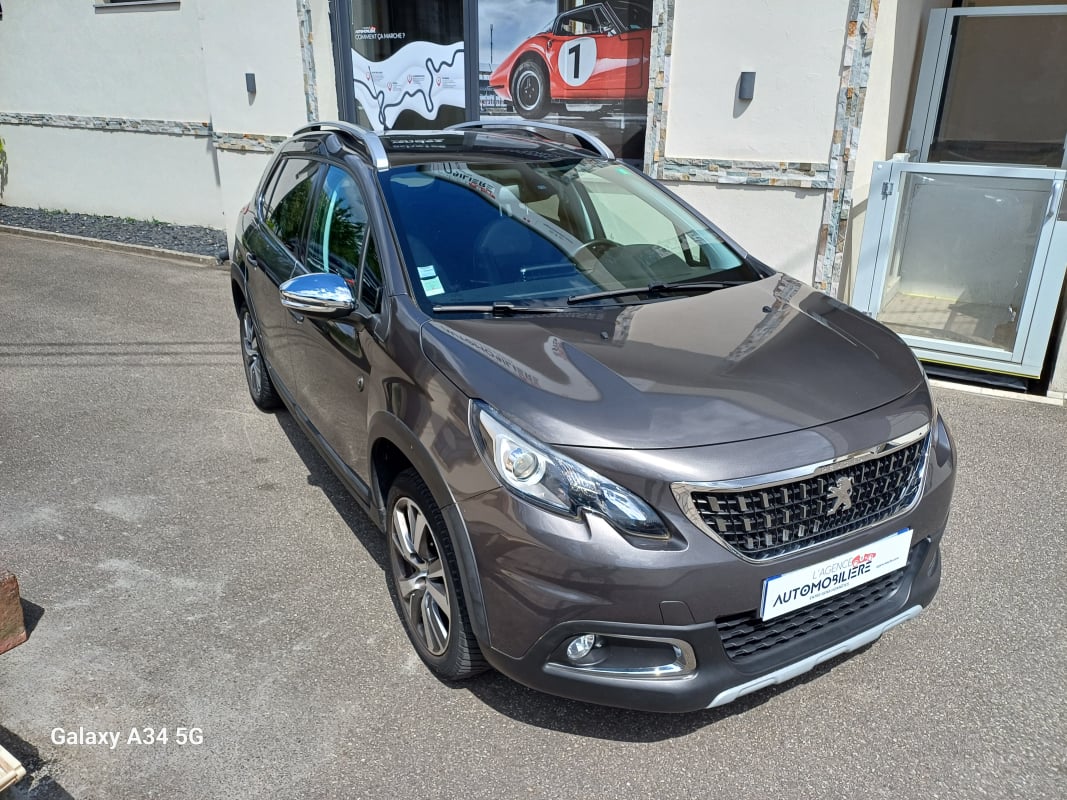 Peugeot 2008 1.2 PureTech 110 CV Crossway — 2