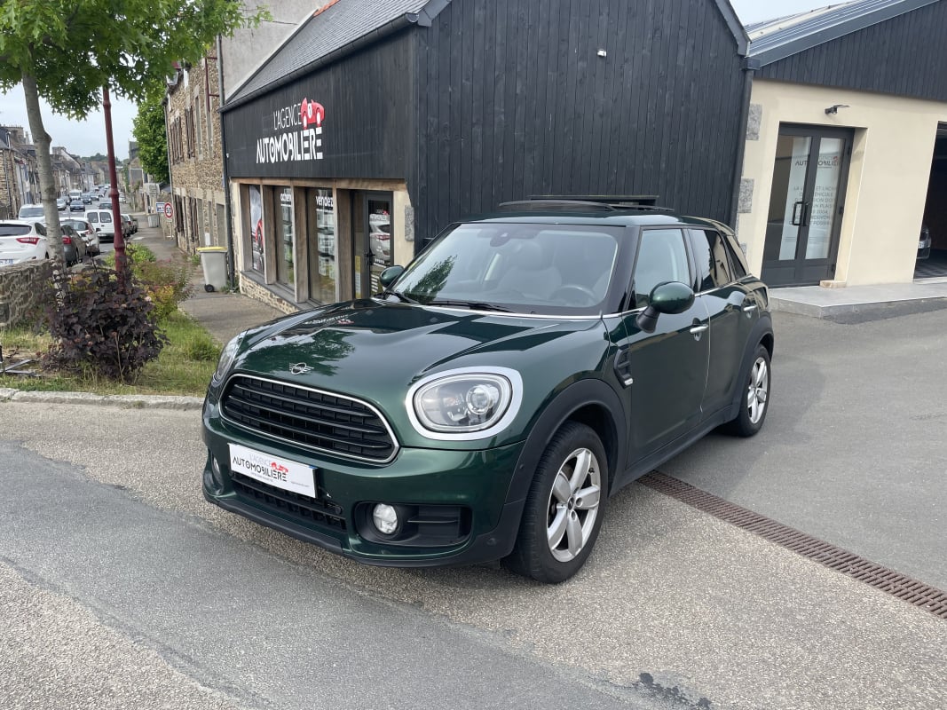 Mini Countryman 2.0 (F60) COOPER D EXQUISITE 150 BVA8 — 1