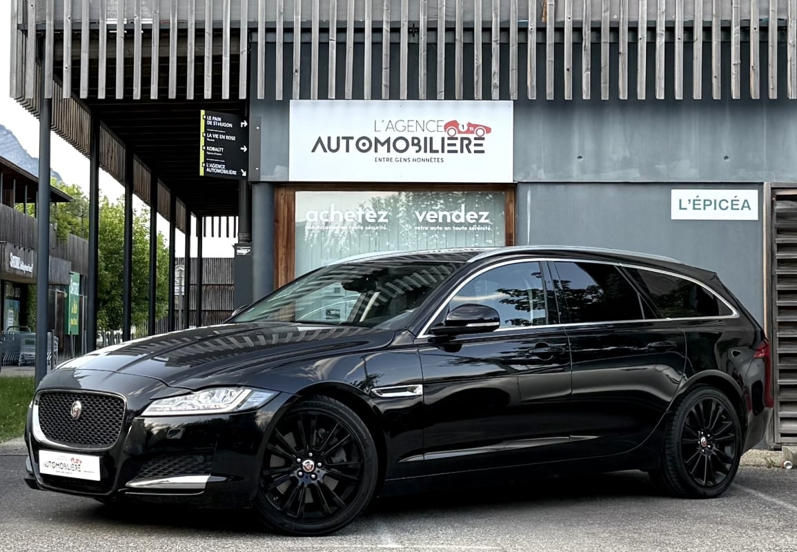 Jaguar XF Sportbrake II V6 3.0 D 300ch Portfolio BVA - Origine France & Suivi Jaguar — 1