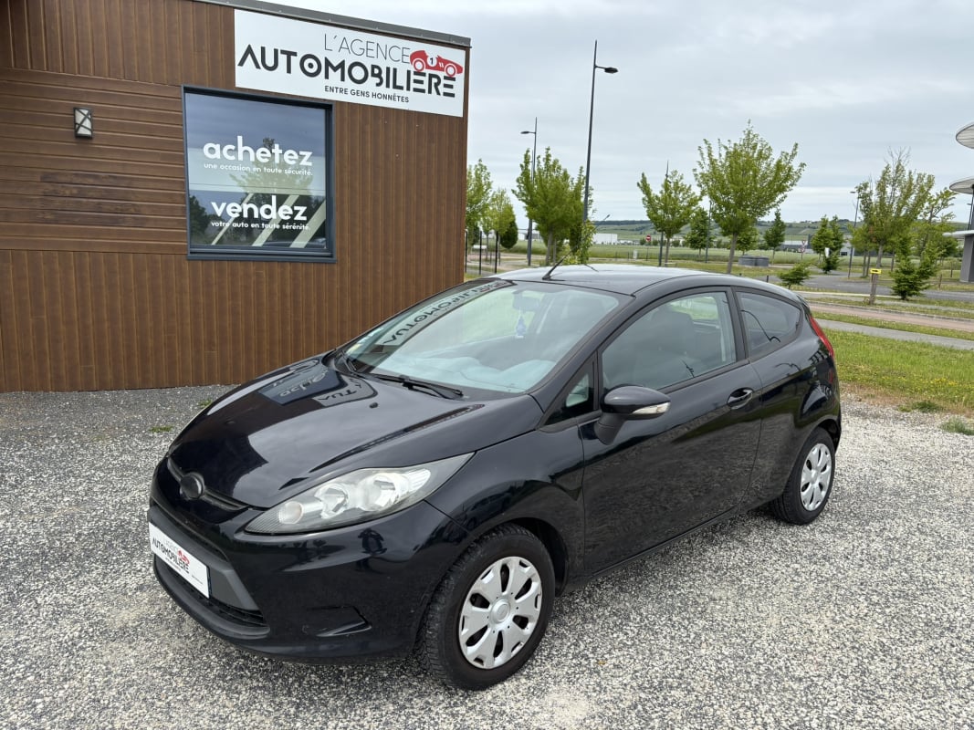 Ford Fiesta VI 3 portes 1.6 TDCi 16V FAP ECOnetic 90 cv — 1