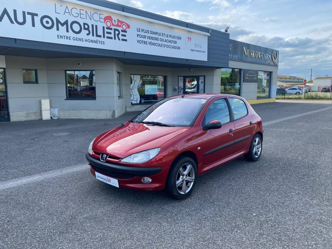 Peugeot 206 1.6 i 16V 110cv XT — 1