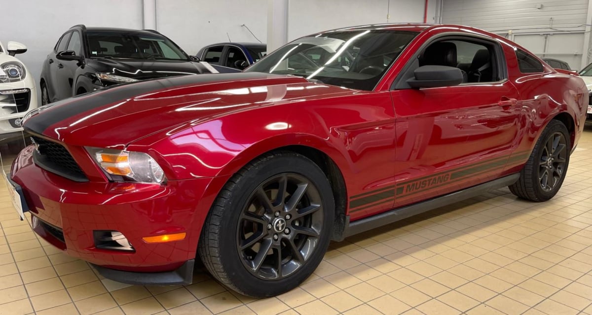 Ford Mustang MUSTANG V 3.7 V6 — 1