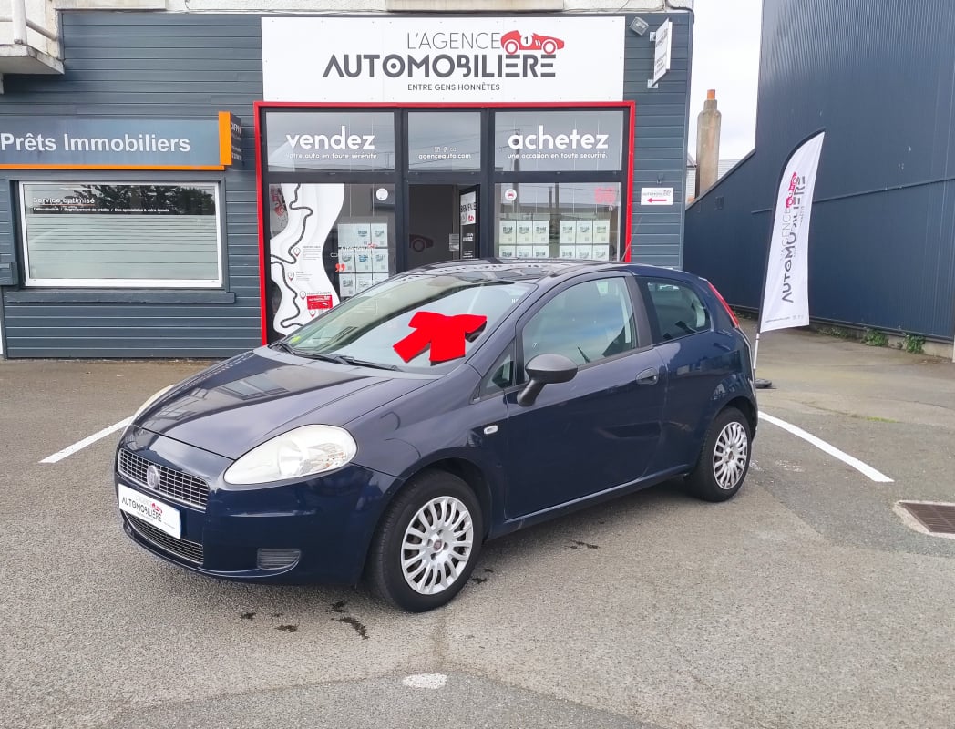 Fiat Grande Punto 1.2 i 65 ch BVM5 ACTIVE (1ère main) — 1