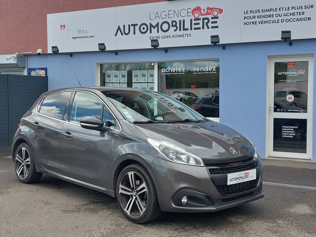 Peugeot 208 1.2 puretech 110cv GT LINE - DISTRI FAITE — 1