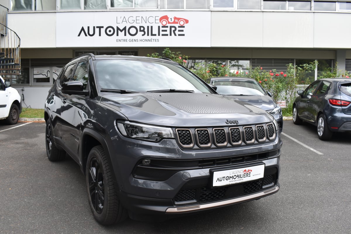 Jeep Compass Trailhawk Phase 2 4Xe 1.3 i 240 Plug in Hybrid 4WD 180 cv Boîte auto — 1