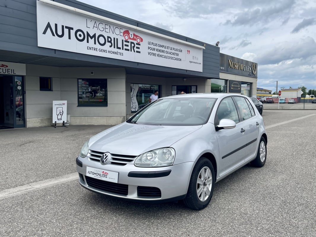 Volkswagen Golf V 1.4 i 16V 75cv — 1