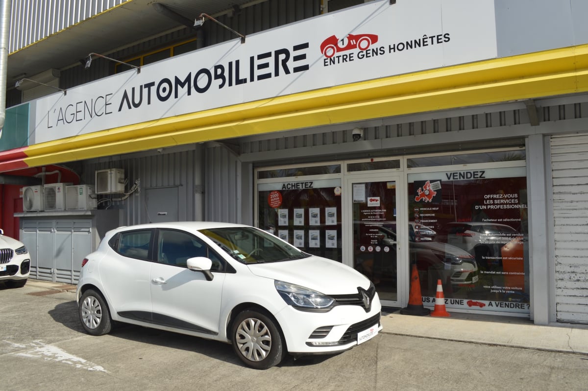 Renault Clio IV 0.9 TCE 90 GENERATION — 1