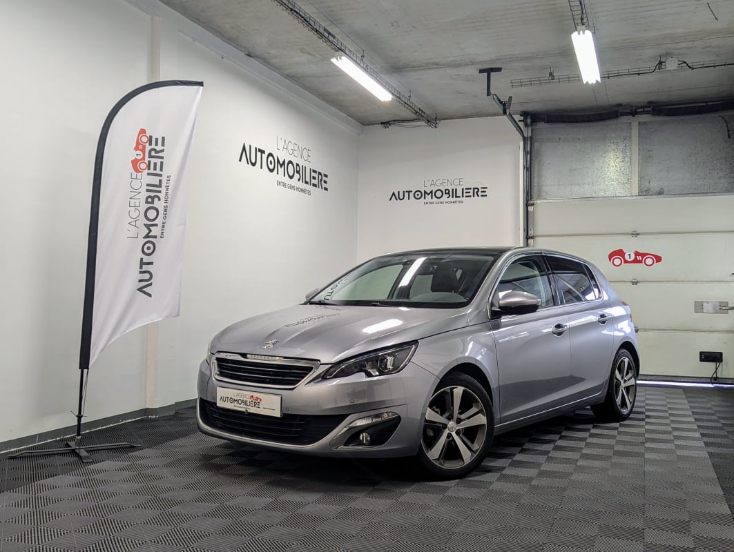 Peugeot 308 II 1.2 PURETECH 130 S&S FELINE — 1