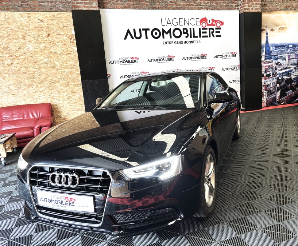 Audi A5 COUPE 2.0 l TDI AMBIENTE 177 ch — 1