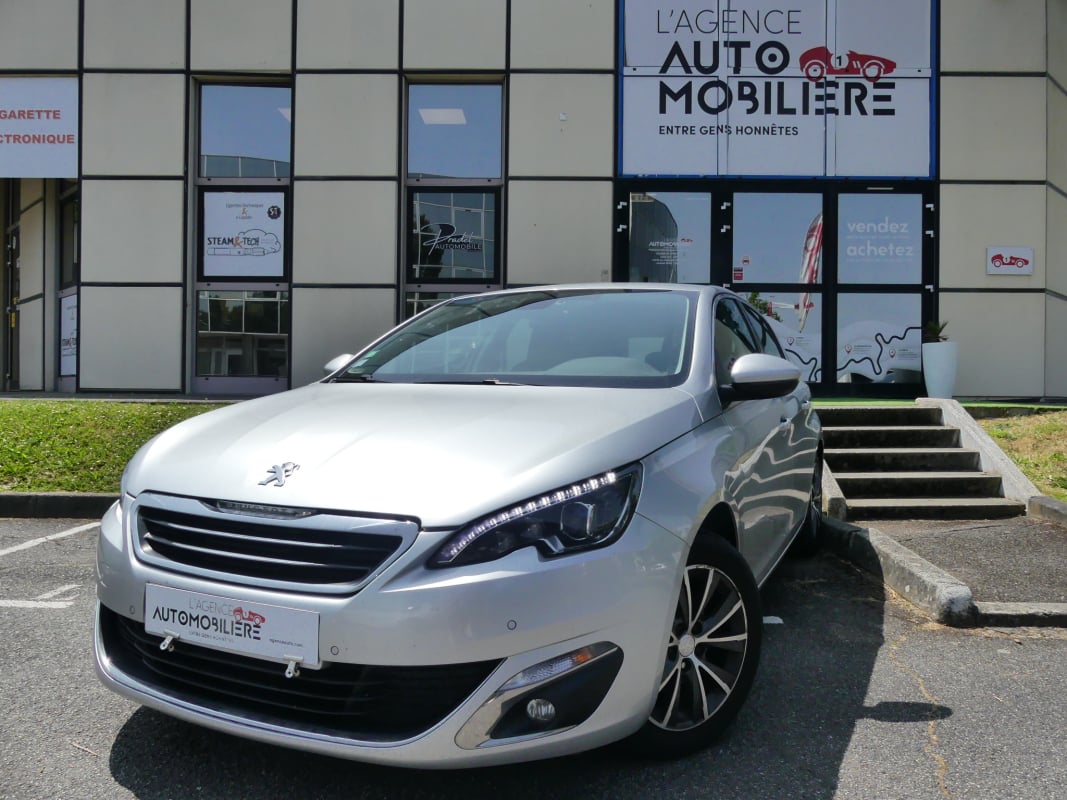 Peugeot 308 1.2 PURETECH 130 ALLURE — 1