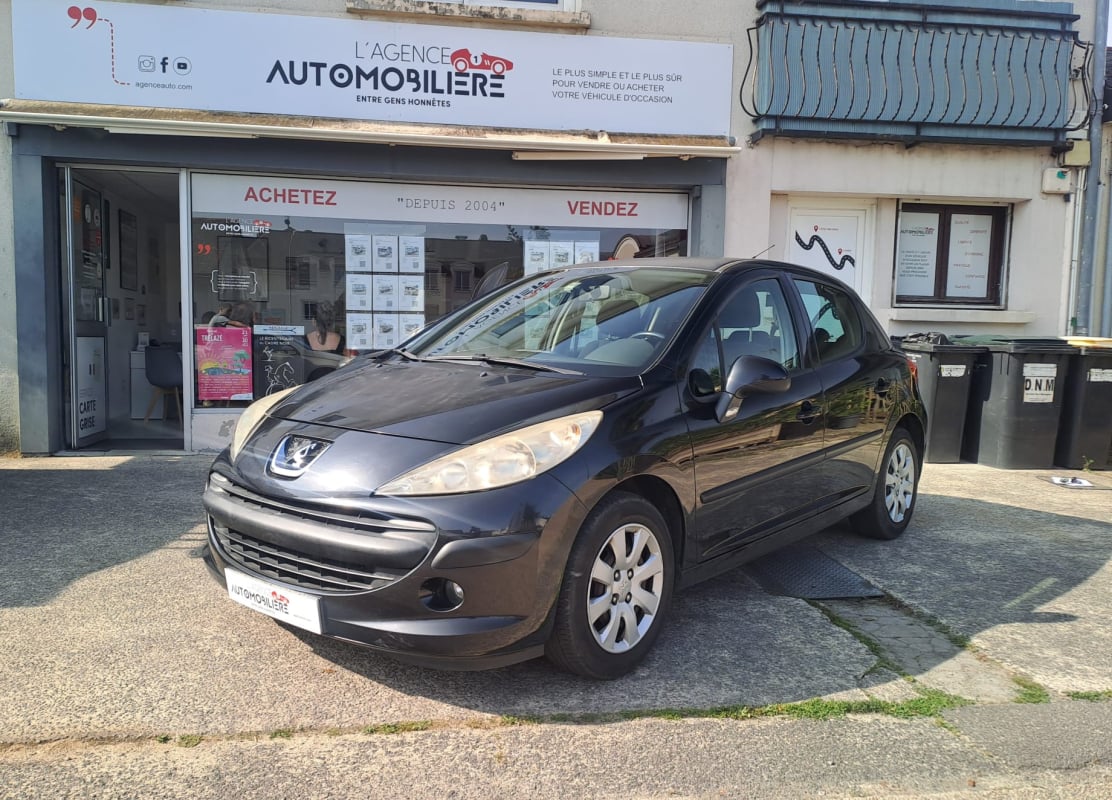 Peugeot 207 1.4 VTi 95cv Trendy - Chaine de distribution — 1