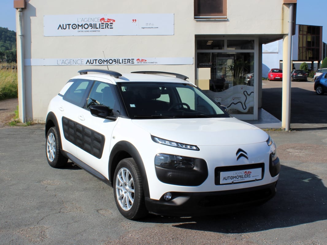 Citroen C4 Cactus 1.2 L 82 CH FEEL COURROIE DE DISTRIBUTION OK — 1