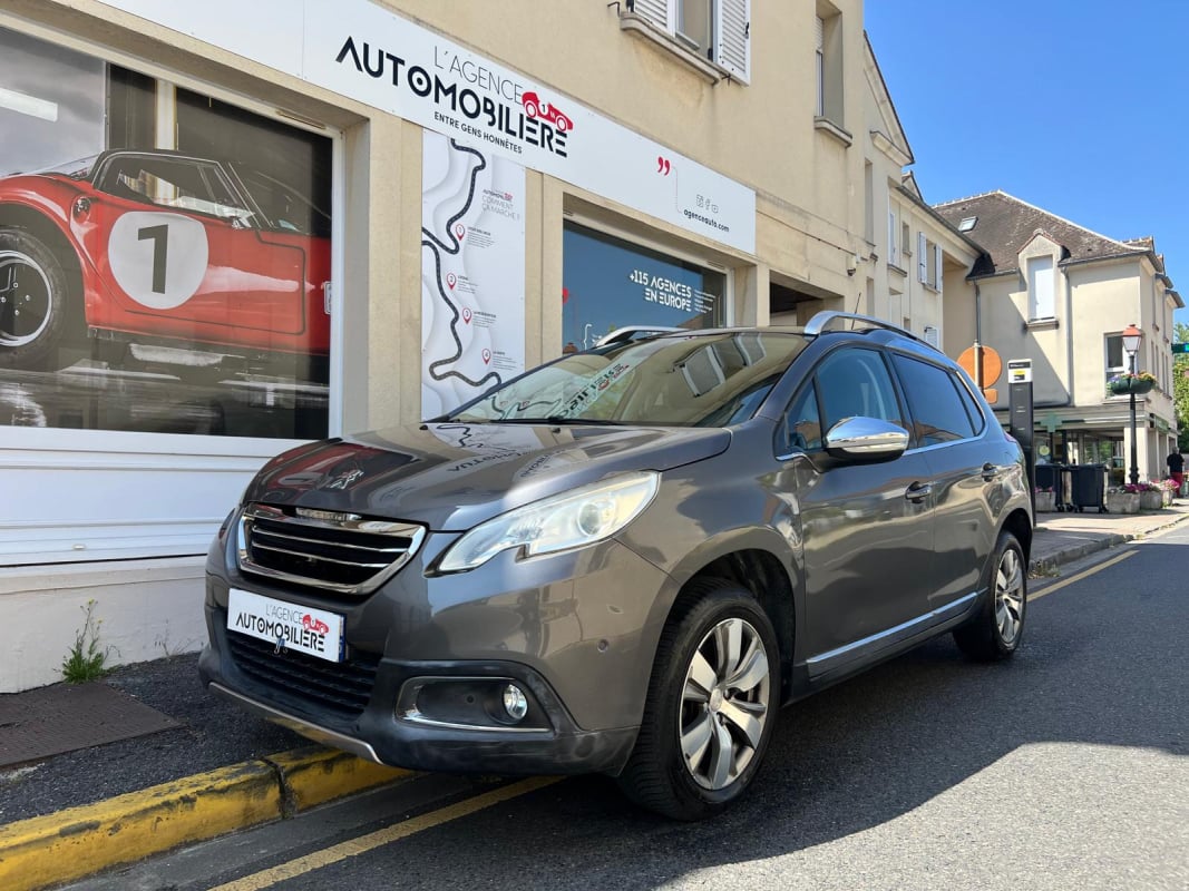 Peugeot 2008 1.6 VTI 120 ALLURE — 1