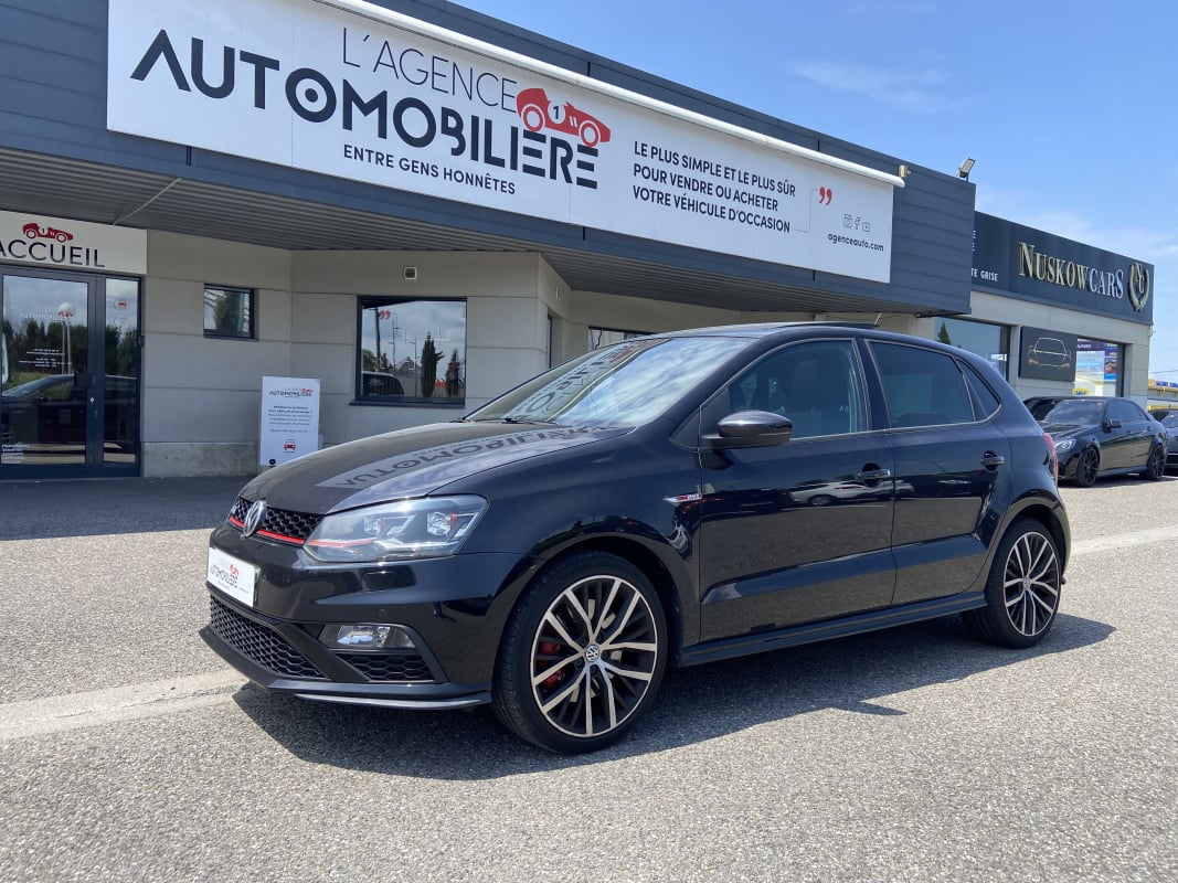 Volkswagen Polo 1.8 TSI 192 GTI — 1
