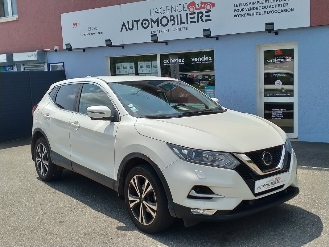 Nissan Qashqai 1.2 DIG-T 115ch N-CONNECTA — 1