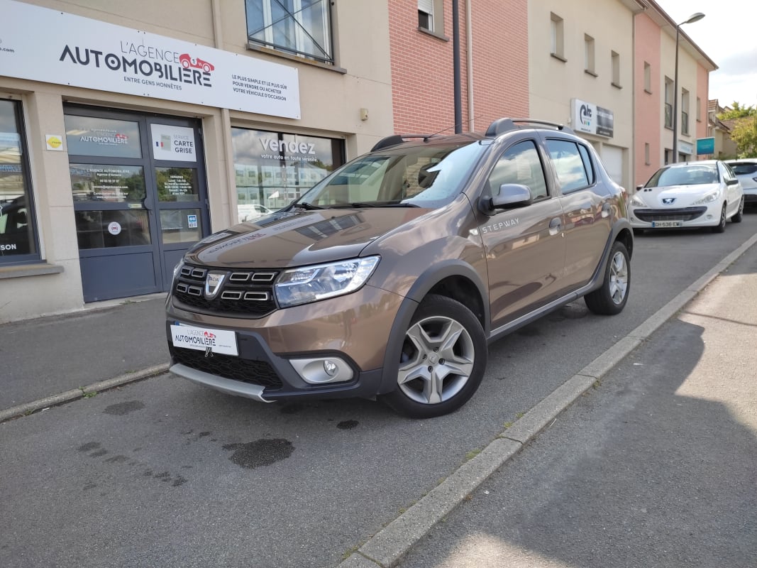 Dacia Sandero STEPWAY 1.5 DCI 90 — 1