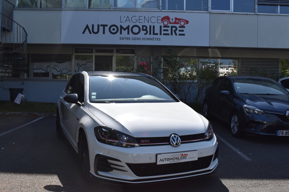 Volkswagen Golf TCR Phase 2 5 Portes GTI TCR 2.0 TFSi DSG7 290 cv Boîte auto — 1