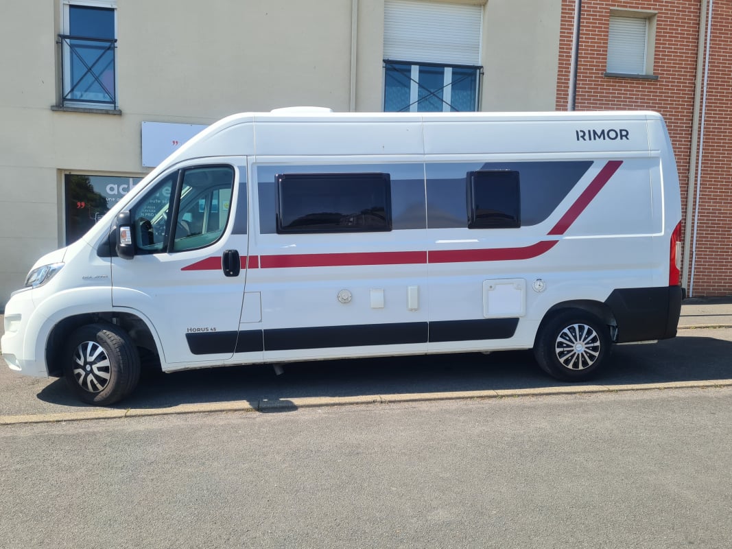 Fiat Ducato VAN RIMOR HORUS 45 140CV 5.99M 6 couchages — 2