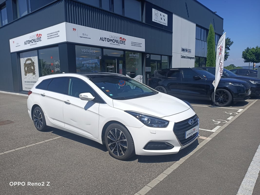Hyundai i40 SW 1.7 CRDI BLUE DRIVE CREATIVE DCT-7 — 1