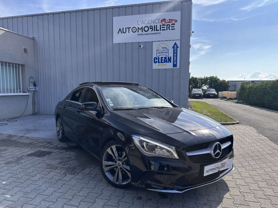 Mercedes-Benz Classe CLA Coupé 200 1.6 i 16V Turbo 7G-DCT 156 cv BVA — 1
