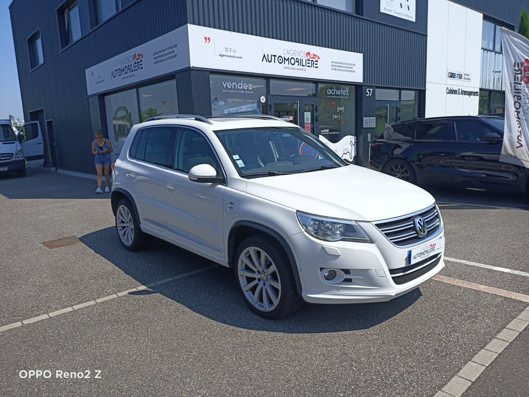 Volkswagen Tiguan 2.0 TDI CARAT R LINE TIPTRONIC 4 MOTION — 1