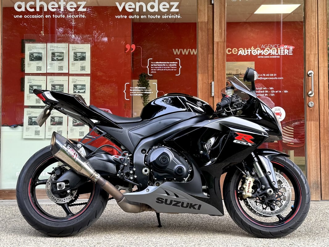 Suzuki GSX-R 1000 ABS 185ch — 1
