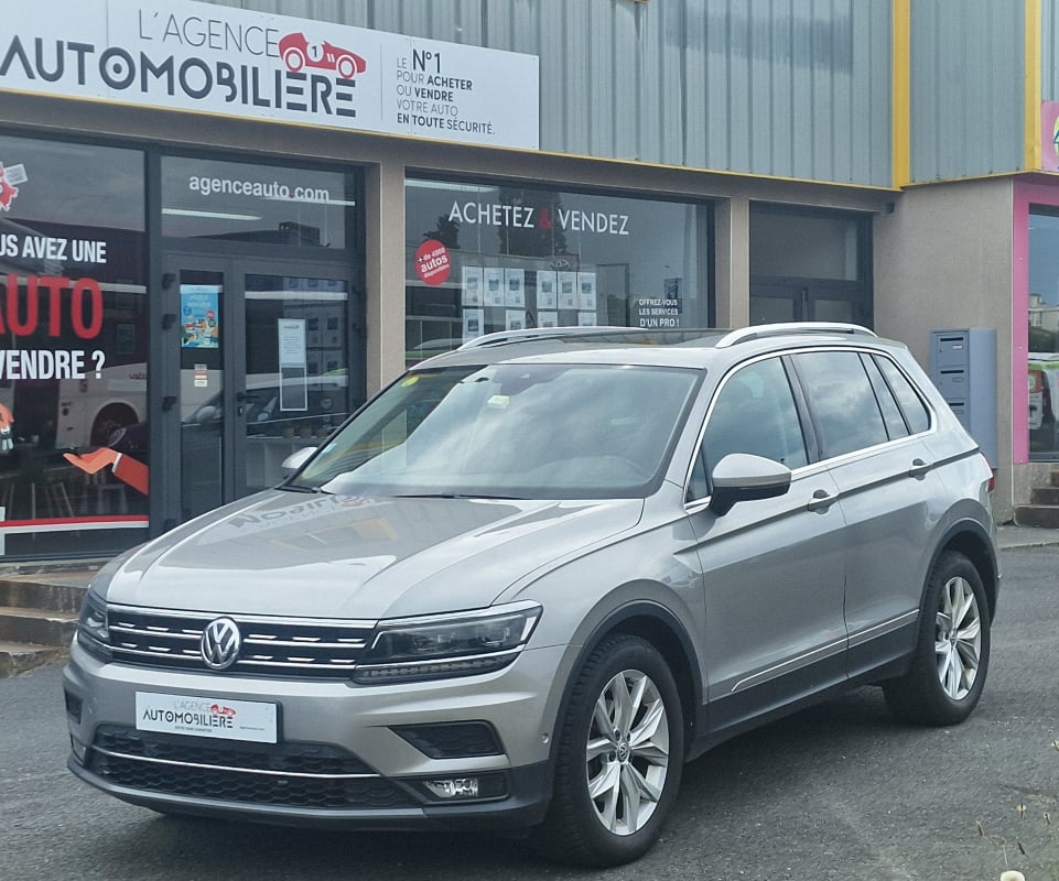 Volkswagen Tiguan 2.0 TDI 150 CH CARAT — 1