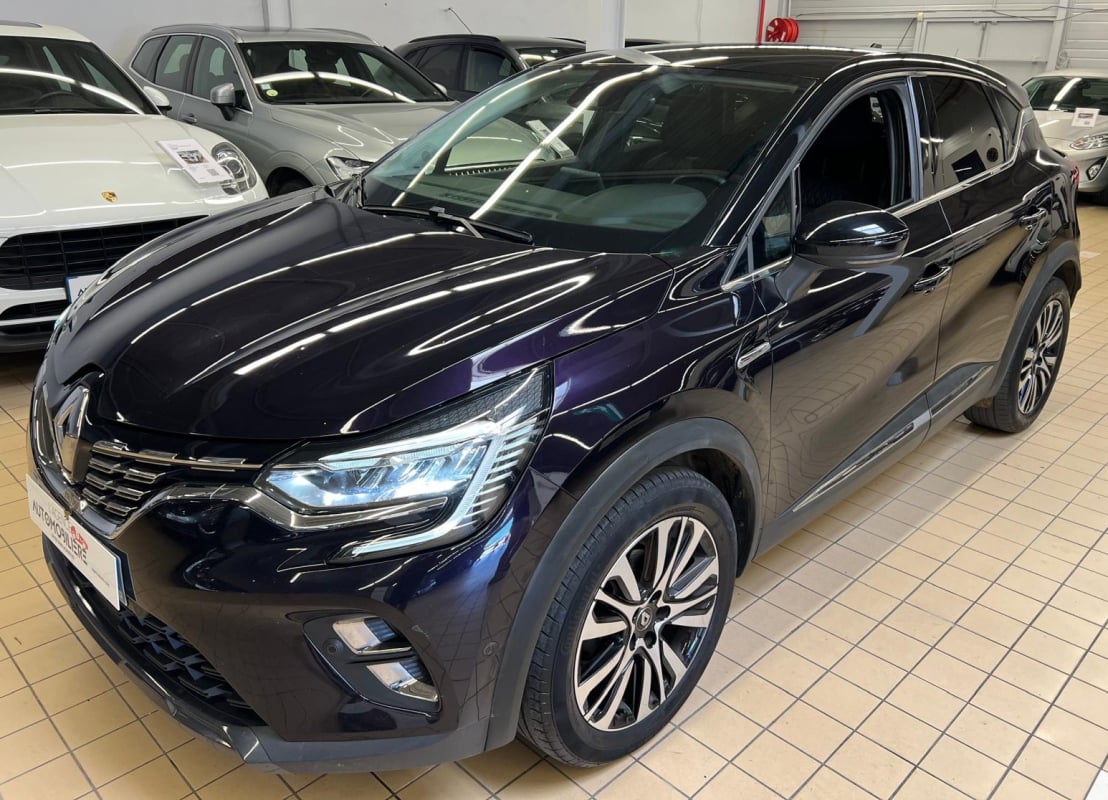 Renault Captur 1.3 TCE 130 FAP INITIALE PARIS EDC — 1