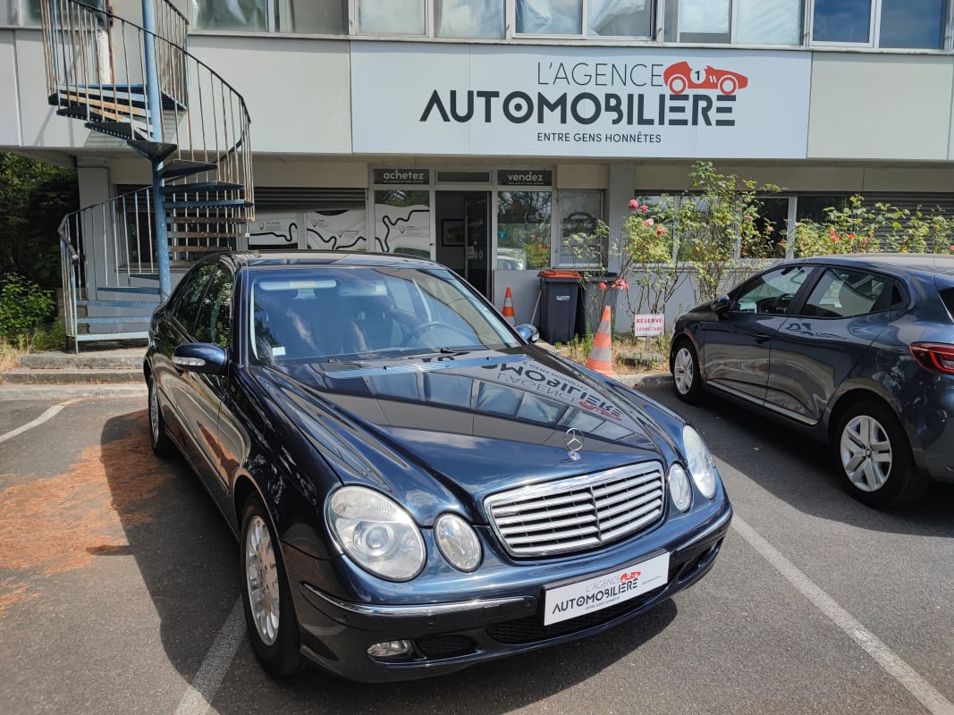 Mercedes-Benz Classe E Eleguance Berline 220 CDi 2.1 CDI 150 cv Boîte auto — 1