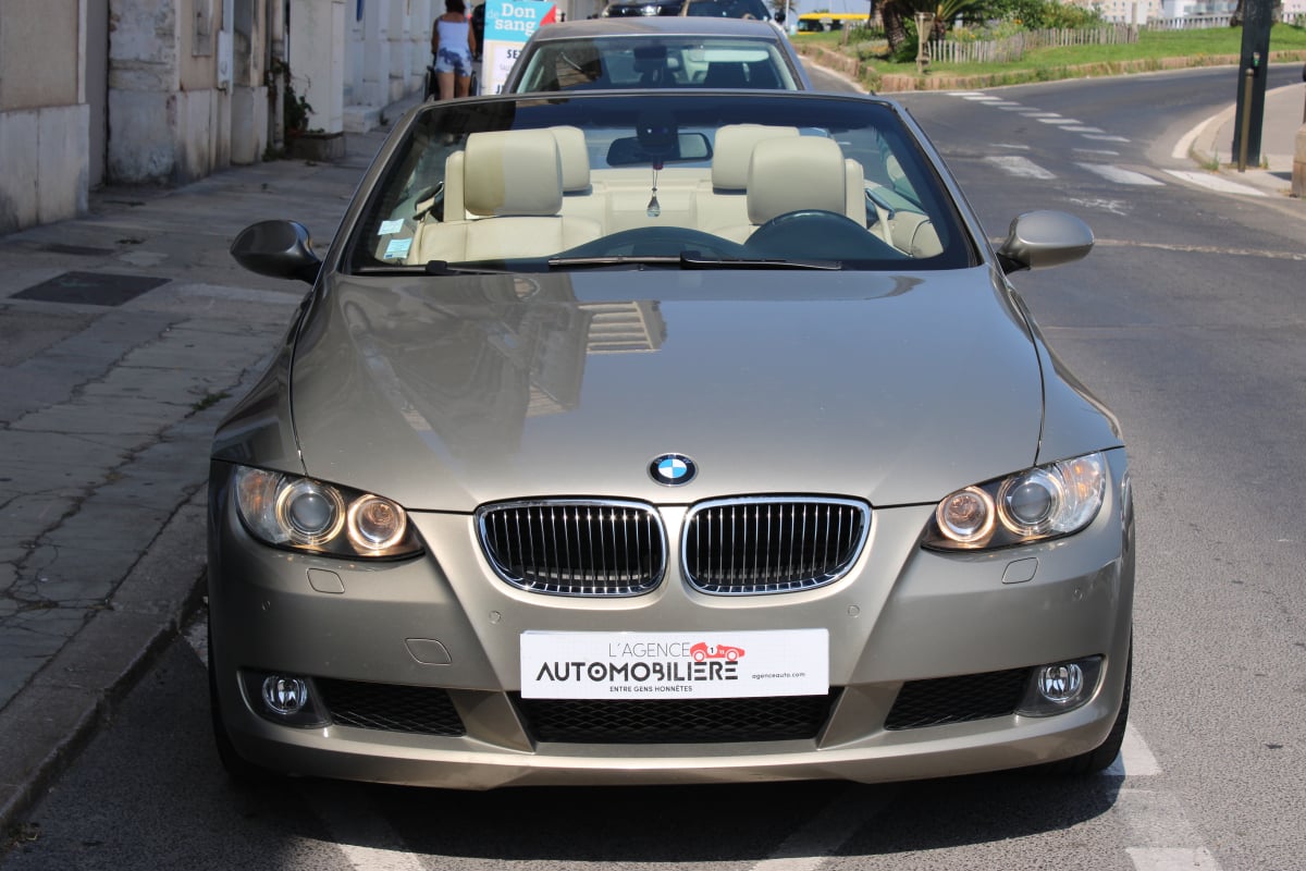 BMW Série 3 CABRIOLET 3.0 325 I 220 BVA ( Sièges chauffants, Radar Av-Arr, GPS ... ) — 2