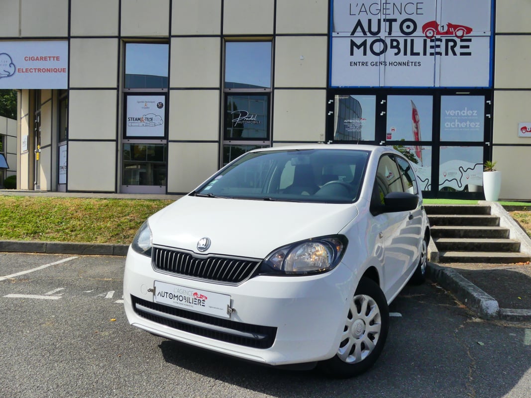 Skoda Citigo Skoda Citigo 1.0 12V MPI 60 CH Active — 1