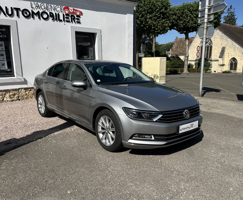 Volkswagen Passat 2.0 TDi 150ch Carat — 1