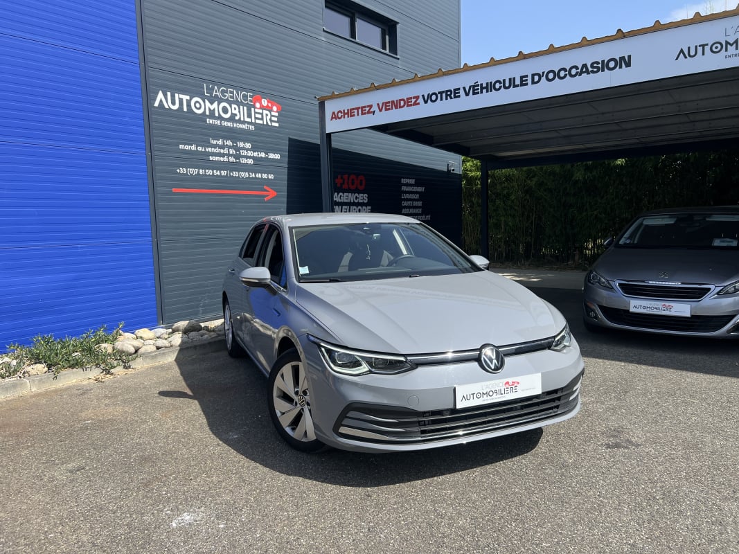 Volkswagen Golf 8 1.5 E-TSI 150 STYLE 1ST — 1