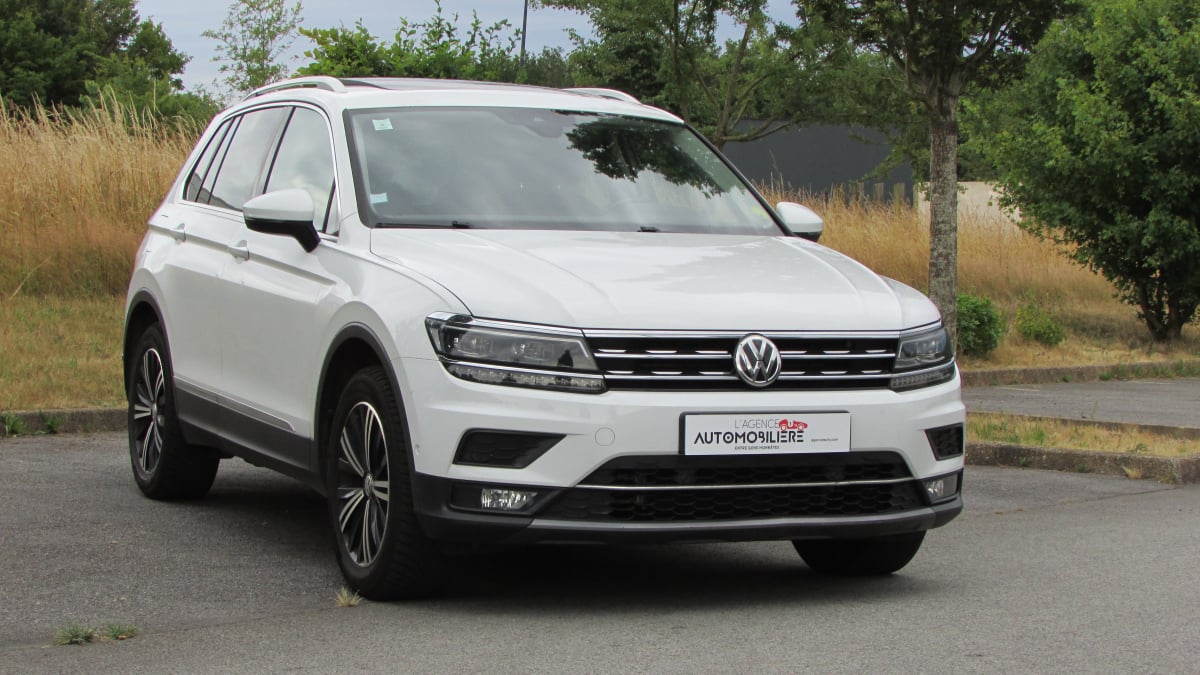 Volkswagen Tiguan 2,0L TDI 190 4MOTION DSG7 CARAT EXCLUSIVE — 1