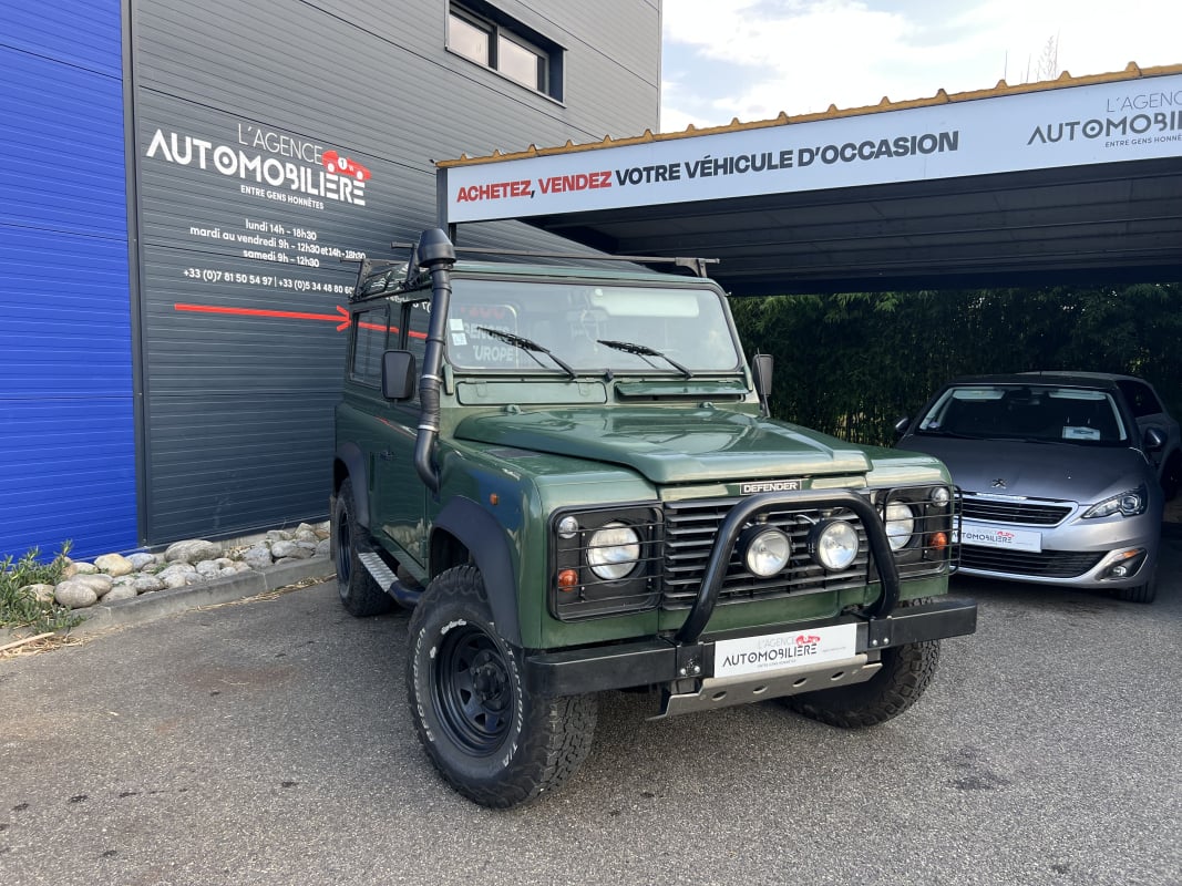 Land Rover Defender 300 TDI Superbe Etat ! — 1