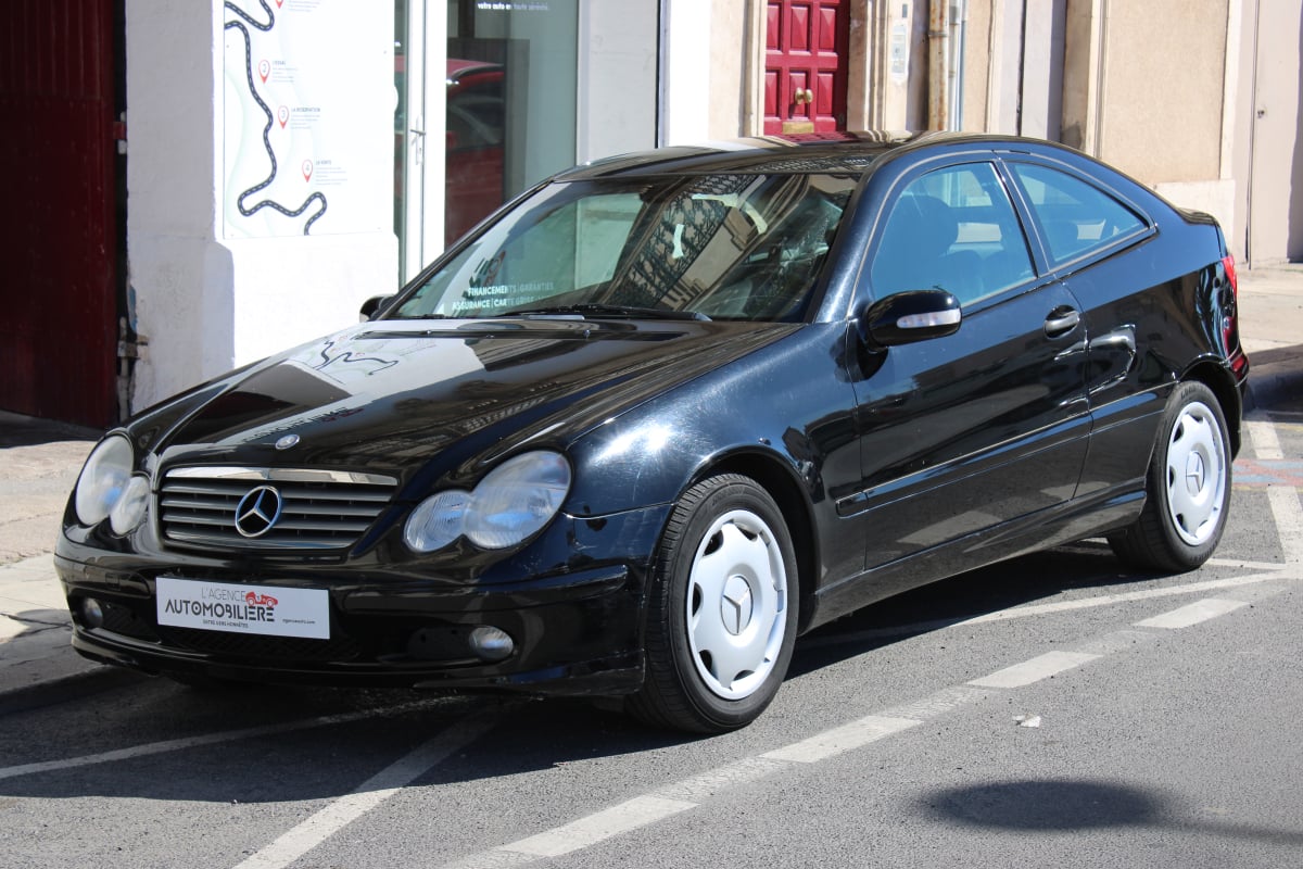 Mercedes-Benz Classe C SPORTCOUPE 1.8 180 KOMPRESSOR 140 ( Moteur à chaîne, Entretien Mercedes ... ) — 1