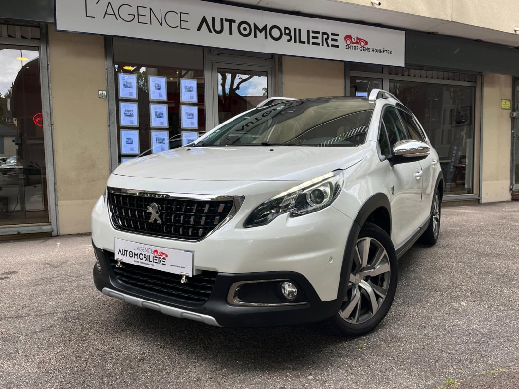 Peugeot 2008 (2) 1.2 PURETECH 110 S&S CROSSWAY EAT6 DISTRIBUTION REALISEE, SUIVI PEUGEOT — 1