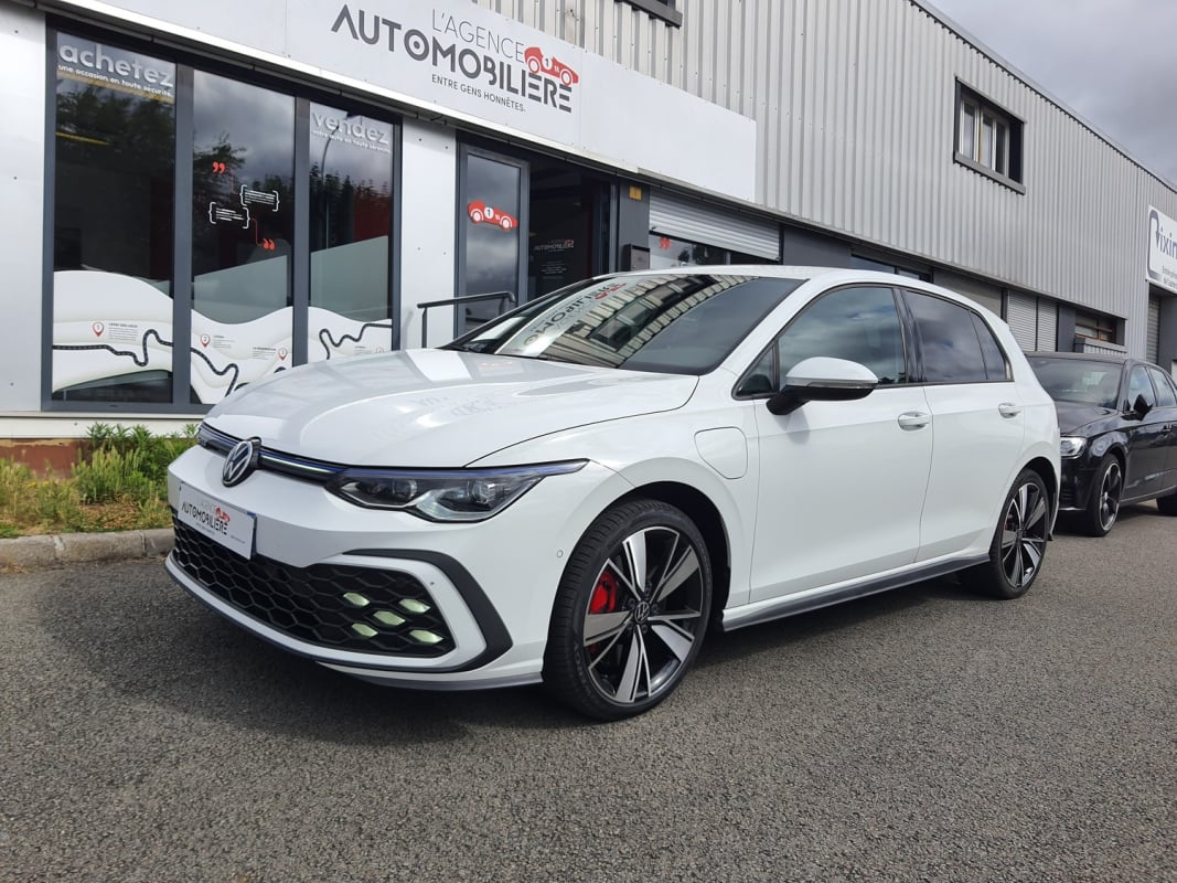 Volkswagen Golf 8 VIII GTE 1.4 e-Hybrid 245 DSG6 — 1
