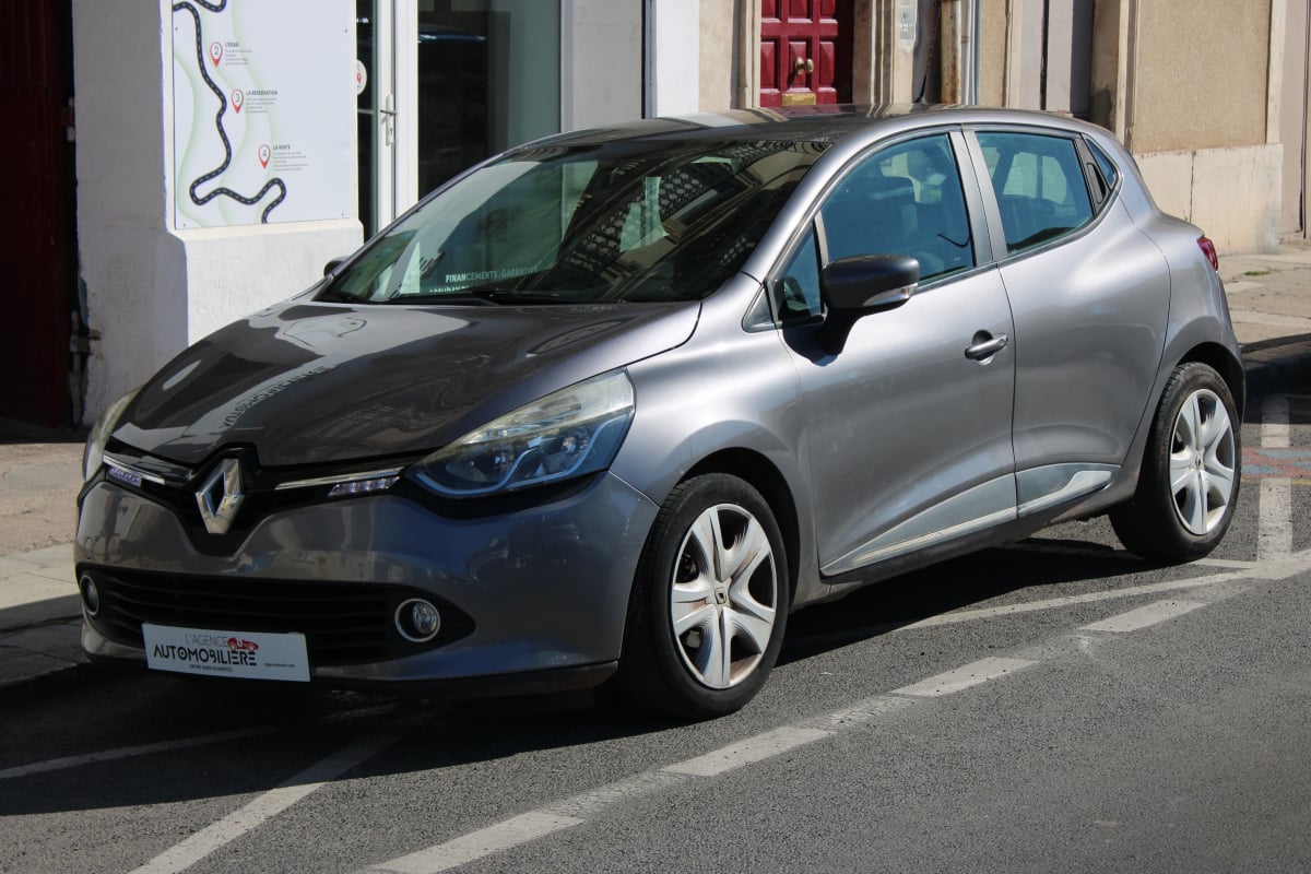 Renault Clio 1.5 DCI 90 BUSINESS ( Distribution à jour, Radar de recul, Climatisation.. ) — 1