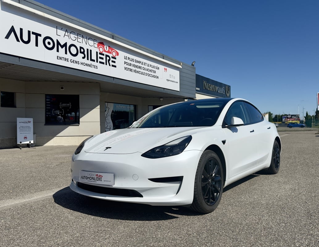 Tesla Model 3 Standard Range Plus — 1