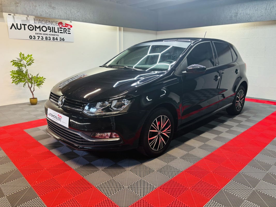 Volkswagen Polo 1.0 L MPI 60CV ALLSTARS — 1