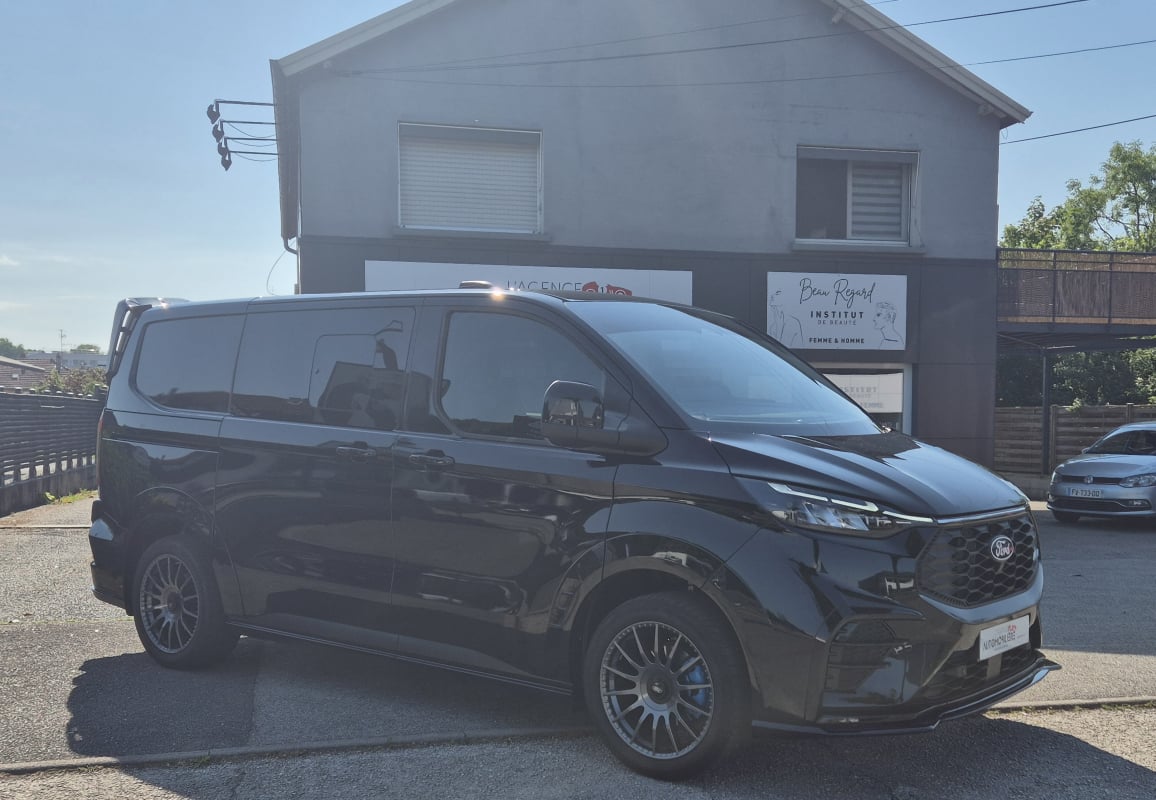 Edward Davies Commercials LTD Transit Custom CABINE APPROFONDIE 320 L1H1 2.0 ECOBLUE 170 BVA8 MS-RT 5 Places — 1