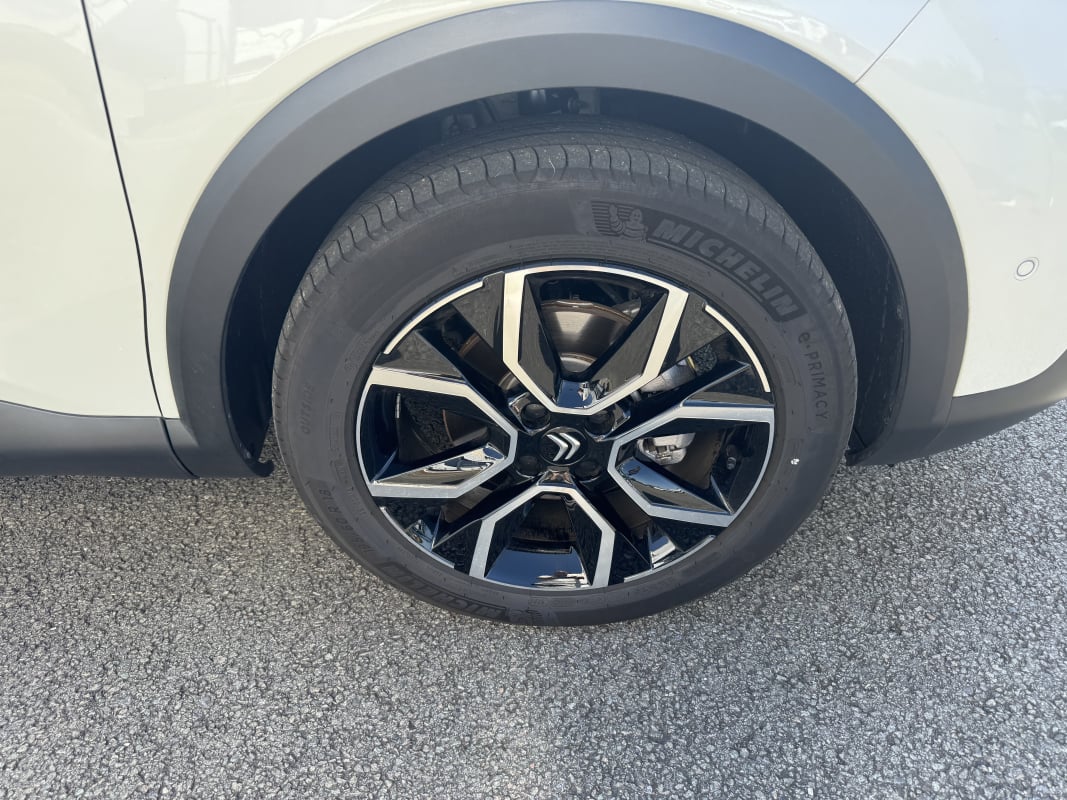 Citroen C4 E 136 CH 100KW MAX 360KM AUTONOMIE — 32