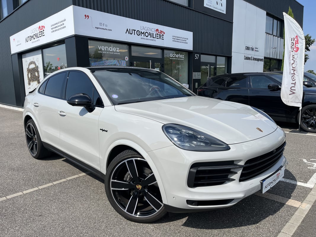 Porsche Cayenne Coupé E-Hybrid 3.0 V6 462 CV TipTronic 8 Gris Craie Carbon Design - Garantie 12 Mois — 1
