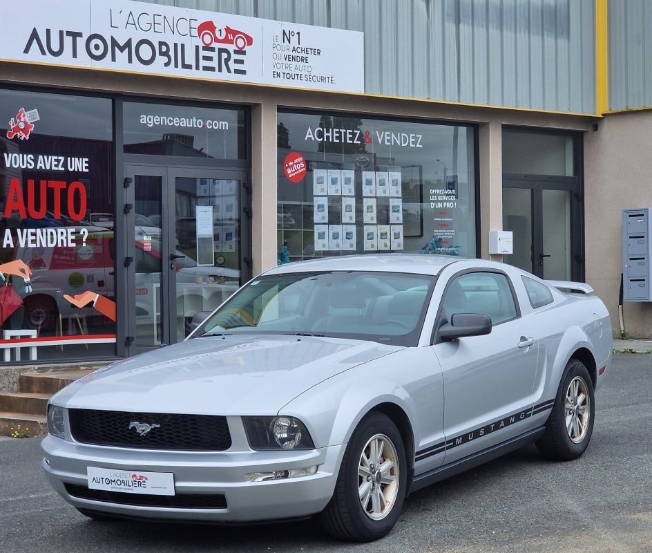 Ford Mustang 4.0 V6 214 CH — 1