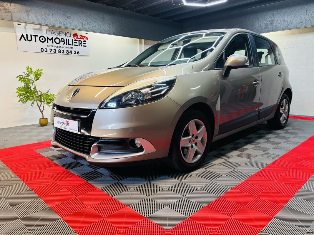 Renault Scenic 1.2l TCE 115 ENERCGY EXPRESSION — 1