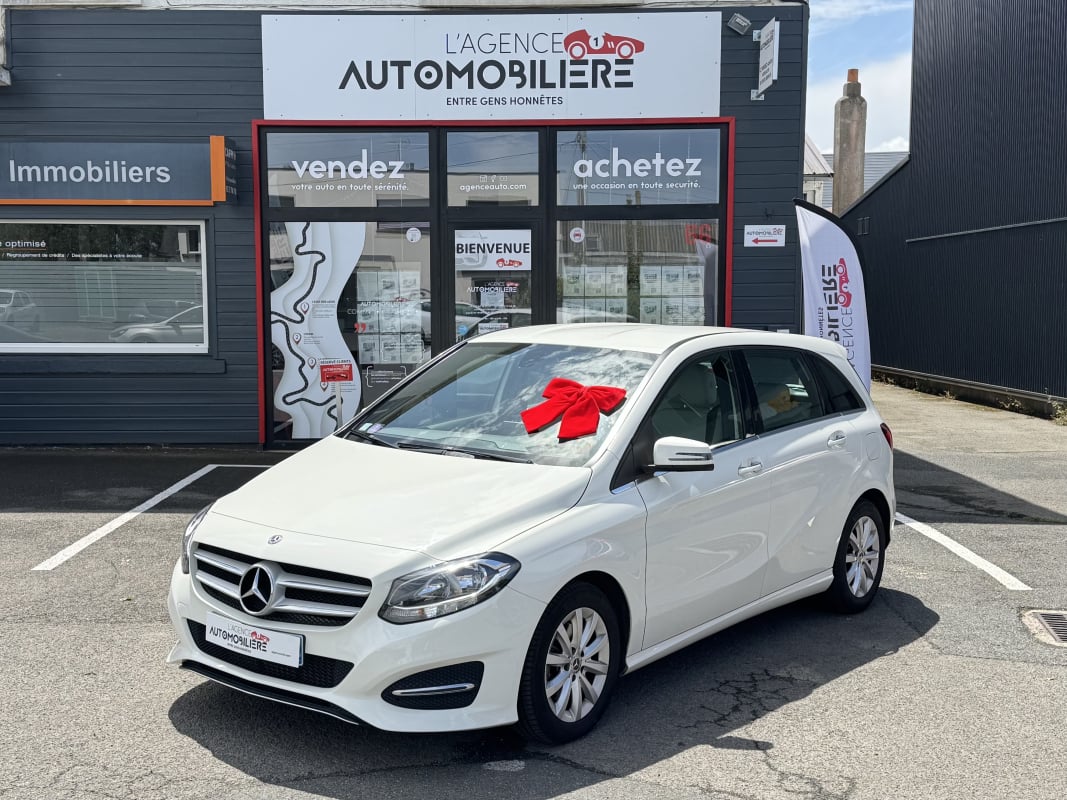 Mercedes-Benz Classe B 180 1.6 i 122 ch 7G-DCT INSPIRATION (Attelage) — 1